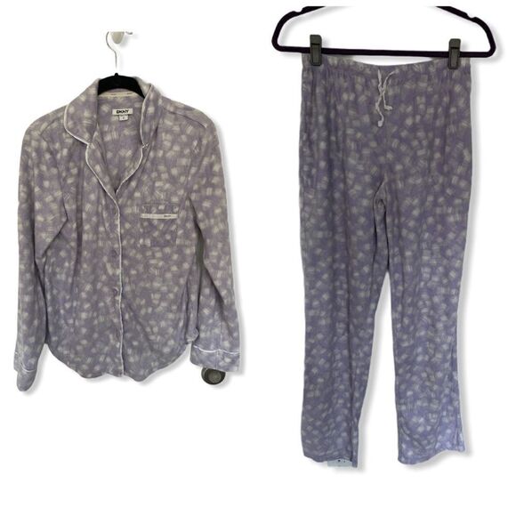 DKNY SZ S fleece pajama set - Picture 1 of 7
